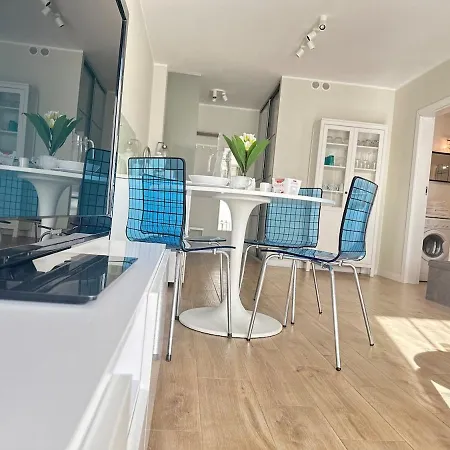 Grand Flour Gardenia Z Widokiem Na Morze Epapartmenty 아파트 *