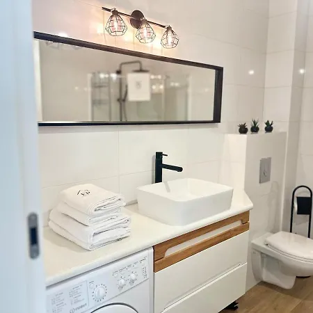 Apartamento Grand Flour Gardenia Z Widokiem Na Morze Epapartmenty